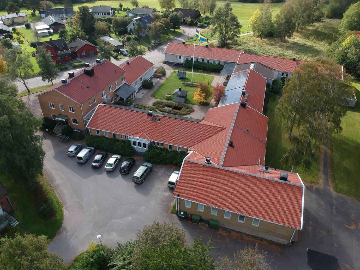 Bralanda Hotell Och Vandrarhem Extérieur photo